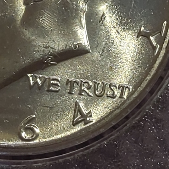 1964 Quarter , 90% Silver - Picture 4 of 7